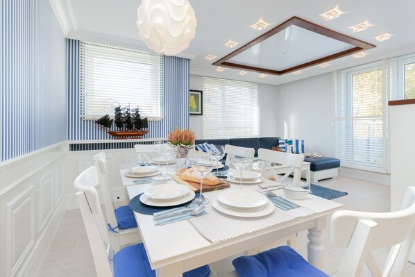 In-room dining - Sailor Apartment by Renters Prestige (Wladyslawowo)