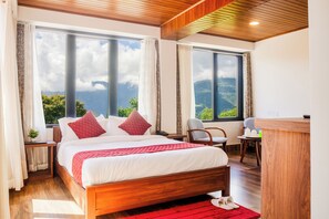 Premium Room | Egyptian cotton sheets, premium bedding, down comforters