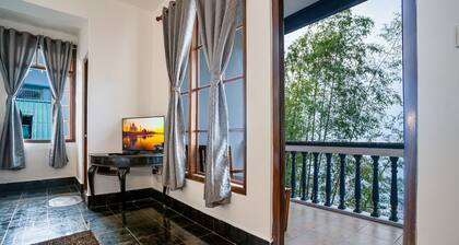 Sparrow Cherry Resort 2 min walk To MG Marg