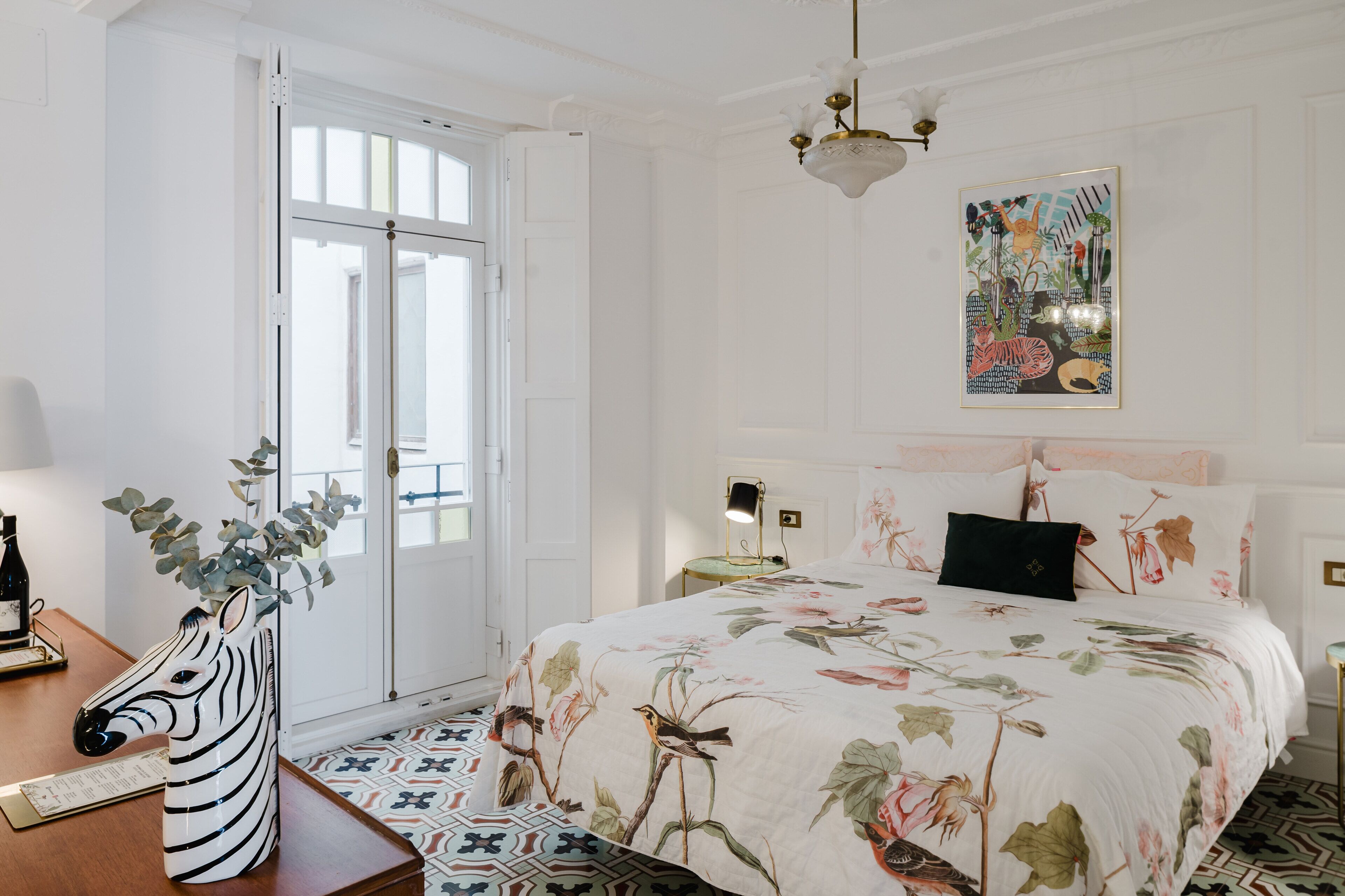 2 habitaciones, tabla de planchar con plancha y wifi gratis 