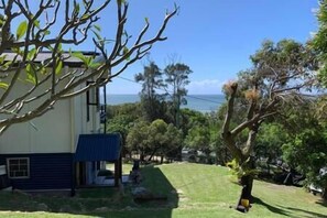 Property grounds - Captain's Cove at Cylinder Beach (Point Lookout)