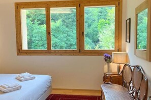 2 makuuhuonetta, Wi-Fi, vuodevaatteet