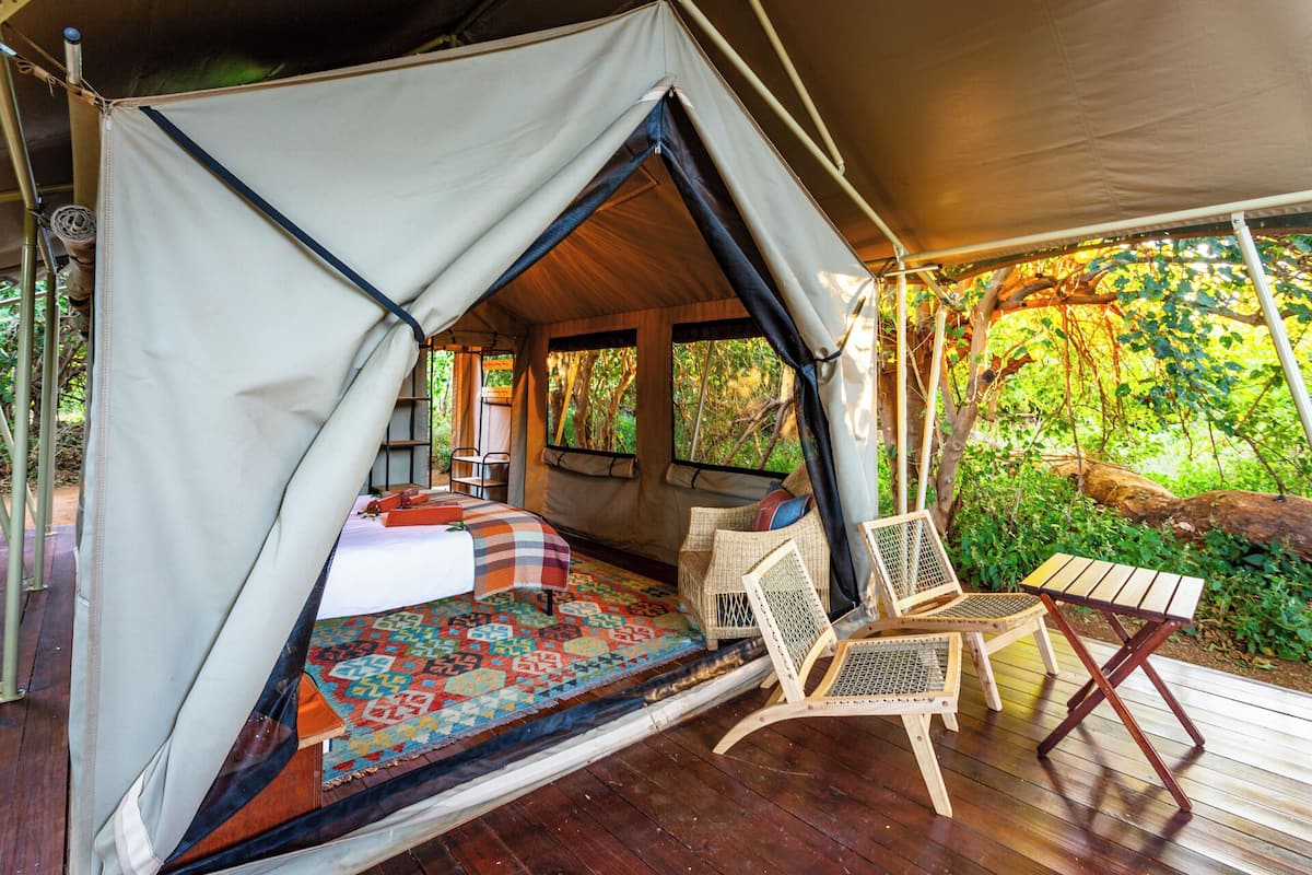 Eenvoudige tent | 1 slaapkamer, beddengoed