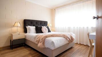 1 bedroom, desk, iron/ironing board, free WiFi