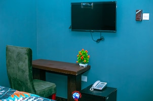 Quarto luxo | 1 quarto, quartos à prova de som, Wi-Fi de cortesia