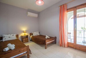 2 bedrooms, iron/ironing board, free WiFi, bed sheets