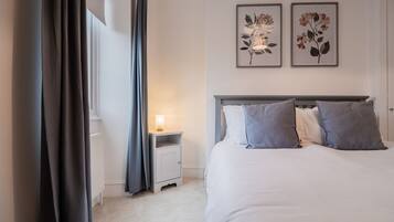 2 sovrum, strykjÀrn/strykbrÀda, wi-fi och sÀngklÀder