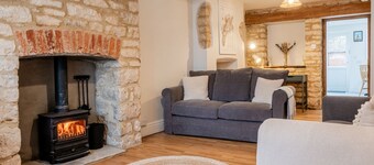 Churn View -  a cottage that sleeps 4 guests  in 2 bedrooms