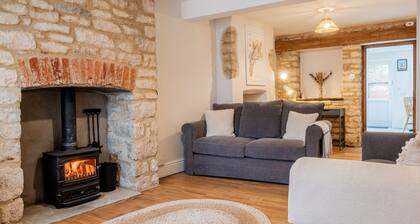 Churn View - a cottage that sleeps 4 guests in 2 bedrooms