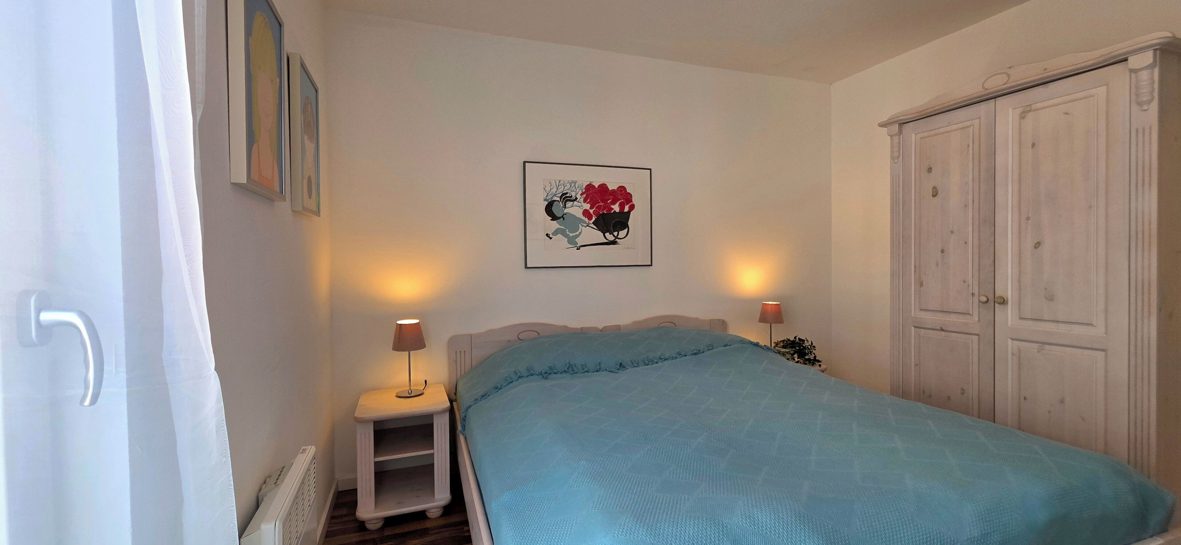 2 habitaciones, tabla de planchar con plancha y wifi gratis 