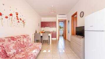 Apartment | Dining room