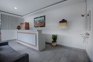 Reception - Maisaba Canggu Hotel & Coworking Space (Canggu)