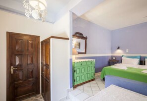 1 bedroom, iron/ironing board, travel crib, free WiFi - Spacious Double Room (Neos Marmaras)
