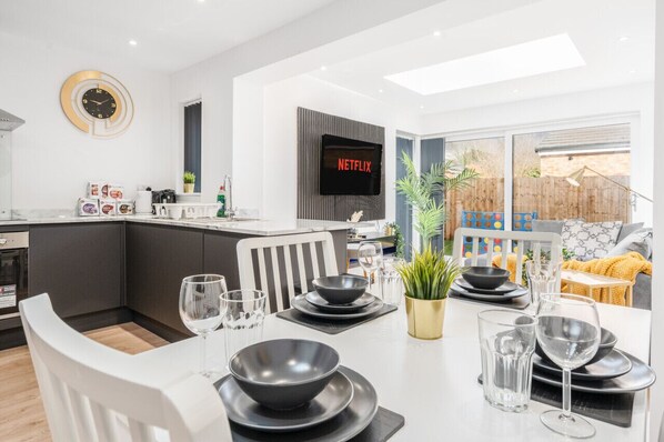 تناول الطعام