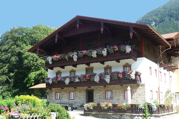 Bauernhof Auerhof Ferienwohnung (DE Aschau im Chiemgau) - Pfaffinger Magdalena - 165521-Bauernhof Auerhof