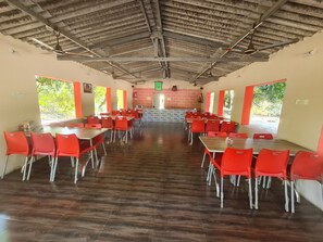 Restaurant - Dev Farm Sasan Gir (Talala)