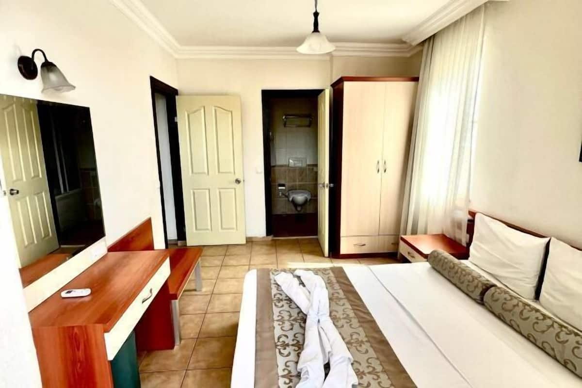 2 bedrooms, free WiFi, bed sheets, wheelchair access