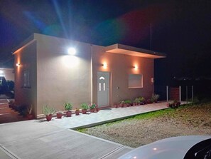 Front of property - Kavros Cozy Apartment with mountain view (Apokoronas)