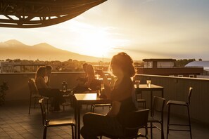 Terrace/patio - Luna Nova Rooms (San Valentino Torio)