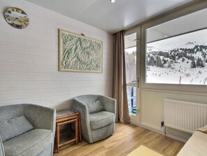TV - Renovated studio for 2 ppl at the foot of the slopes (La Plagne)