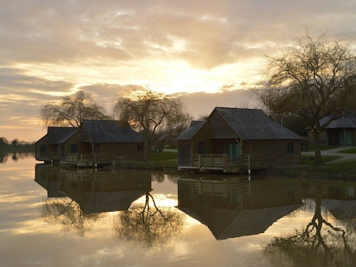 Cozy Fishing Chalet for 5-7 with Private Dock, Terrace, and Play Area