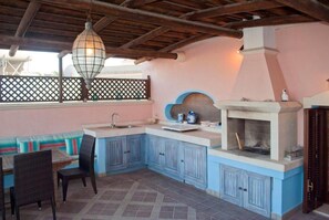 House, 2 Bedrooms, Smoking, Balcony | Interior