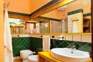 Casa, 2 habitaciones, para fumadores, balcón | Baño