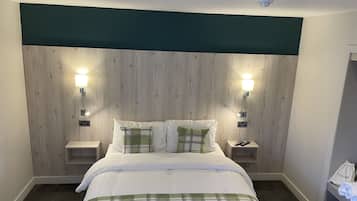 Deluxe Double Room | 1 bedroom, free WiFi, bed sheets