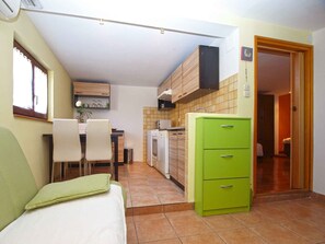 1 bedroom, iron/ironing board - Holiday apartment with air conditioning (Banjole)