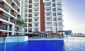 Apartment (0 Bedroom) | Pool | Outdoor pool - Stunning Studio With Balcony in Arjan (Dubai)