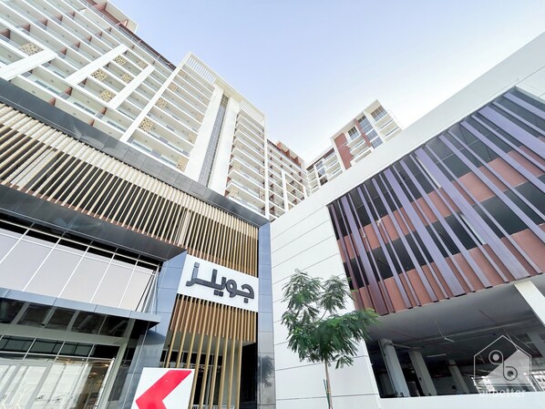 Apartment (0 Bedroom) | Exterior - Stunning Studio With Balcony in Arjan (Dubai)