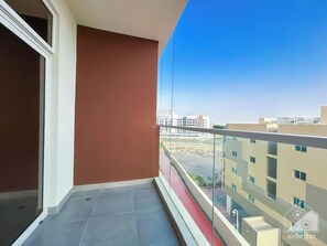 Apartment (0 Bedroom) | Balcony - Stunning Studio With Balcony in Arjan (Dubai)