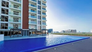 Apartment (0 Bedroom) | Pool - Stunning Studio With Balcony in Arjan (Dubai)