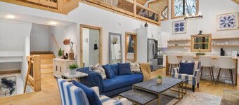 3BR, Loft, Hot Tub, Wifi, Dog Friendly, Games