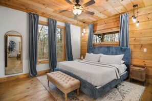 3 quartos, ferros/tábuas de passar roupa, acesso à internet