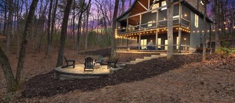 Lee's Ride · 3BR, Loft, Hot Tub, Wifi, Dog Friendly, Games