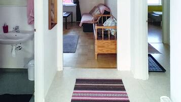 2 chambres, fer et planche Ă  repasser, Wi-Fi, draps fournis