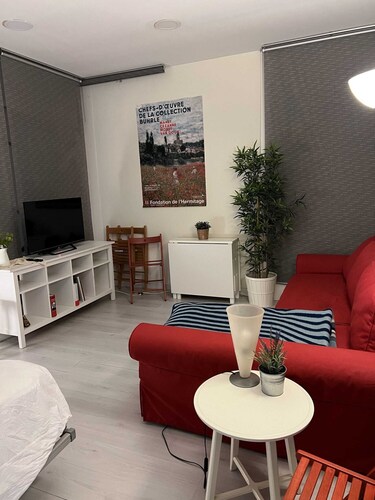 Apartamento Privado en Chalet de Lujo con Jardín , Mascotas si