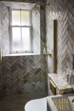 Shower, eco-friendly toiletries, hair dryer