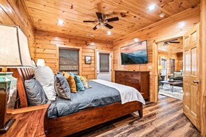 5 sovrum, strykjärn/strykbräda, gratis wi-fi och sängkläder