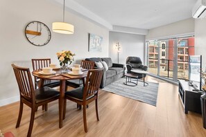 Televisie en een kantoor