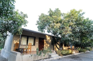 Exterior - Bright View Cottages (Talala)