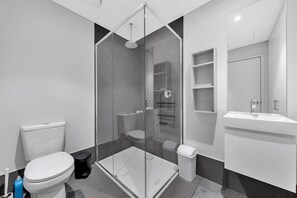 Shower, hair dryer, shampoo