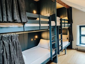 Ropa de cama hipoalergénica, wifi gratis y ropa de cama 