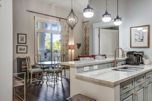 Interior - Ground Floor 2-Bedroom Grand Sandestin Condo with Resort Views, Private Patio, Village Location at Sandestin Golf and Beach Resort! (Miramar Beach)