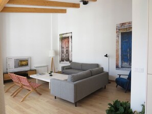 Luxury Apartment | Private kitchen | Mini-fridge, microwave, dishwasher, espresso maker - APARTAMENTOS ARMANYA 3 (Lugo)