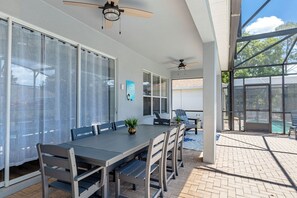 Outdoor dining