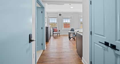 Historic Elegance Loft in Downtown Conway
