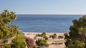 Villa | Beach/ocean view