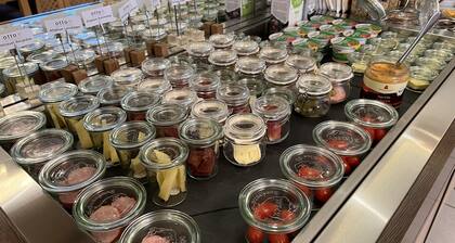 otto - bed & breakfast